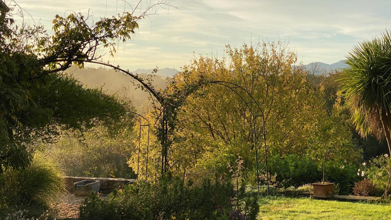 Chambres D'Hotes Secret Pyrenees Lasseube Εξωτερικό φωτογραφία