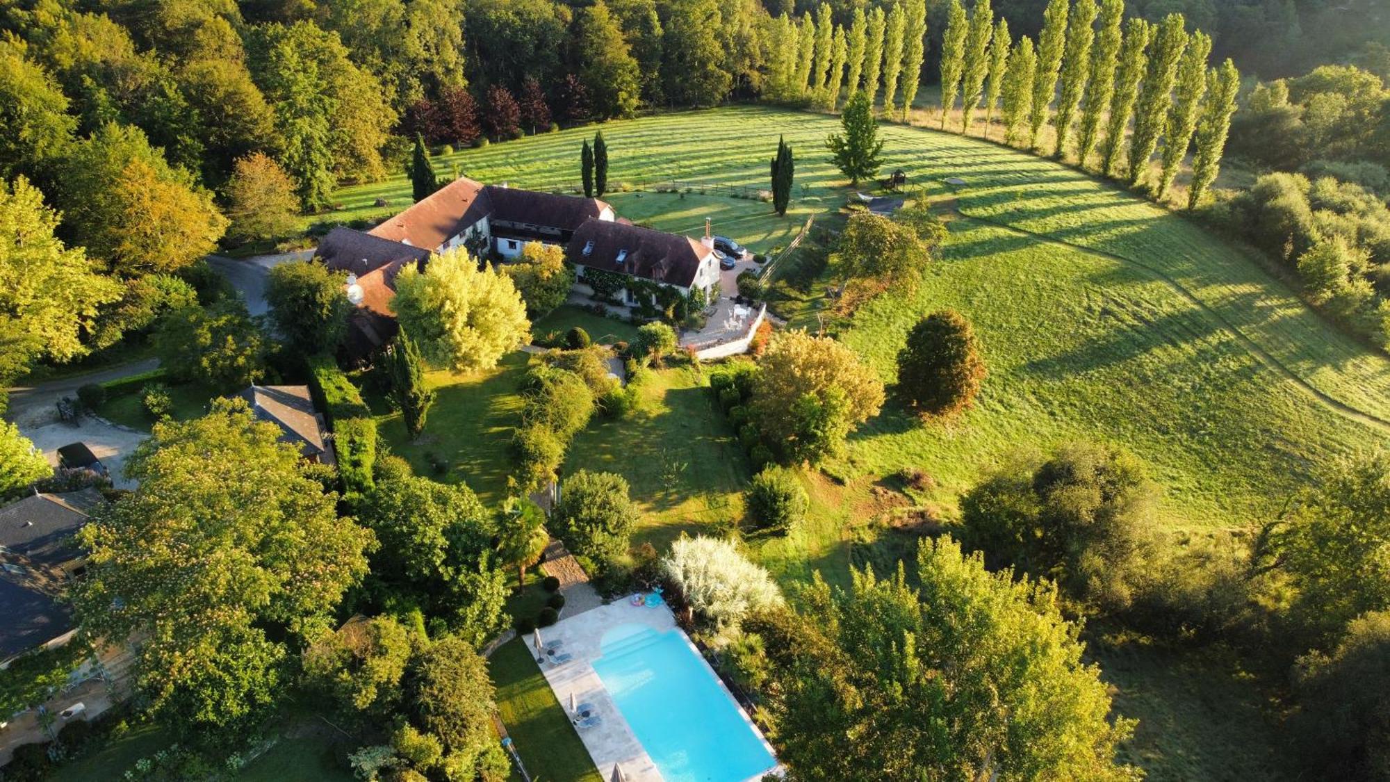 Chambres D'Hotes Secret Pyrenees Lasseube Εξωτερικό φωτογραφία